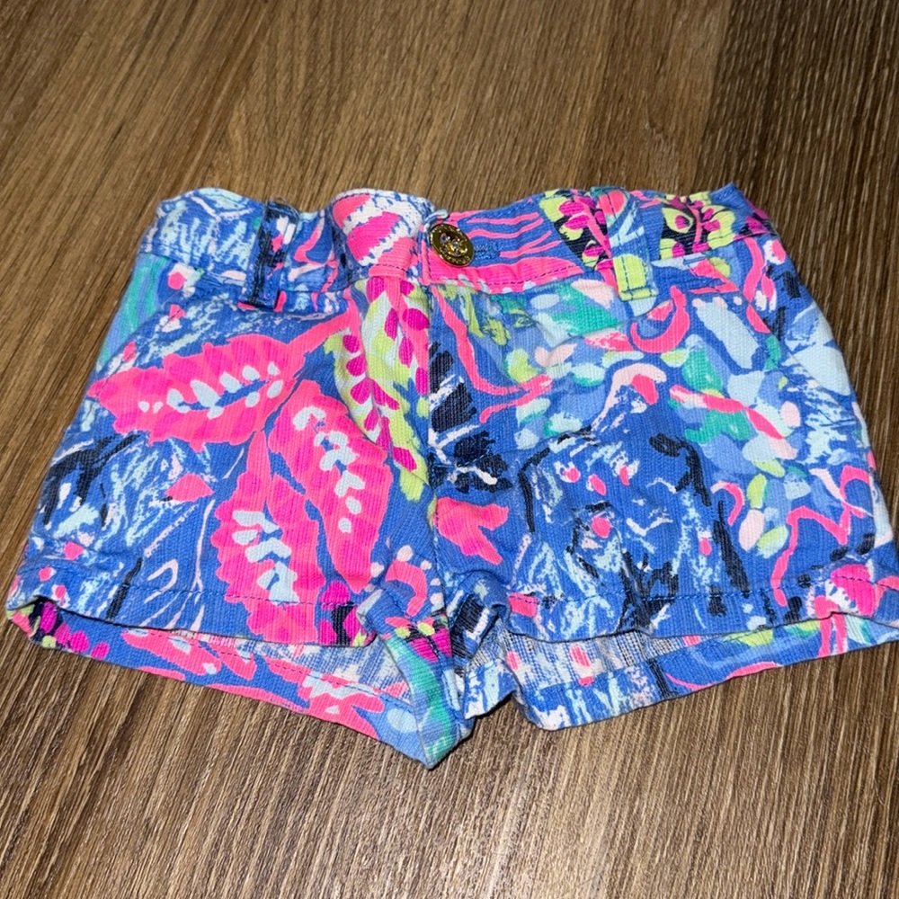 Lilly Pulitzer size 3 shorts VGUC with adjustable waist